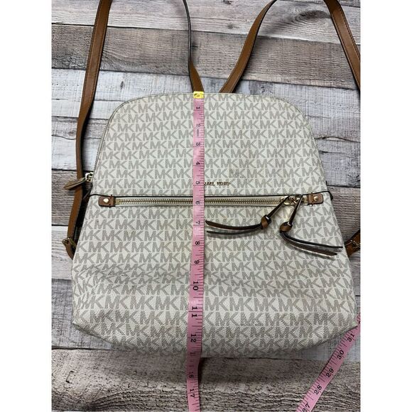 Michael Kors Dallas Medium Signature Logo MK Monogram Backpack Color Vanilla - Picture 4 of 12